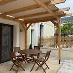 Апартаменты Stone House *