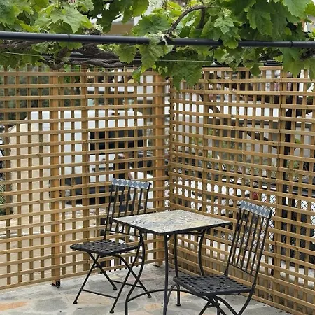 Stone House * Cavala