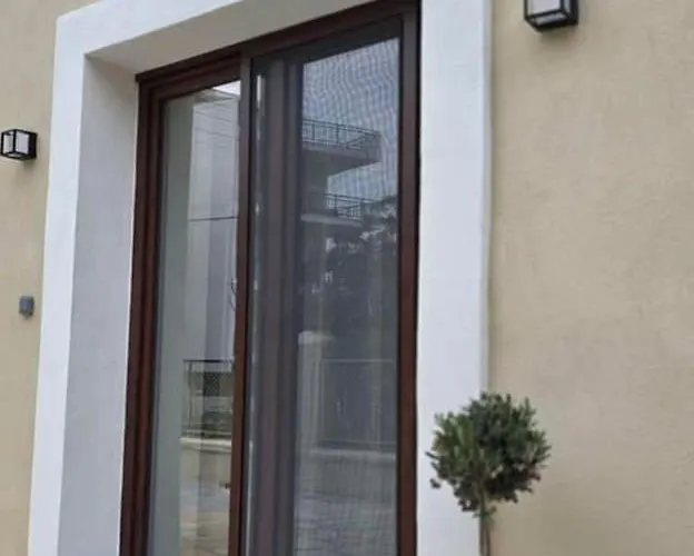 Stone House Appartamento Kavala